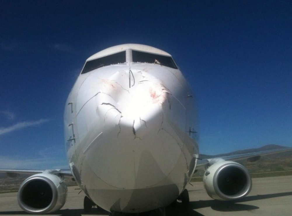 Кадры, сделанные после приземления самолетов: лучше этого не видеть