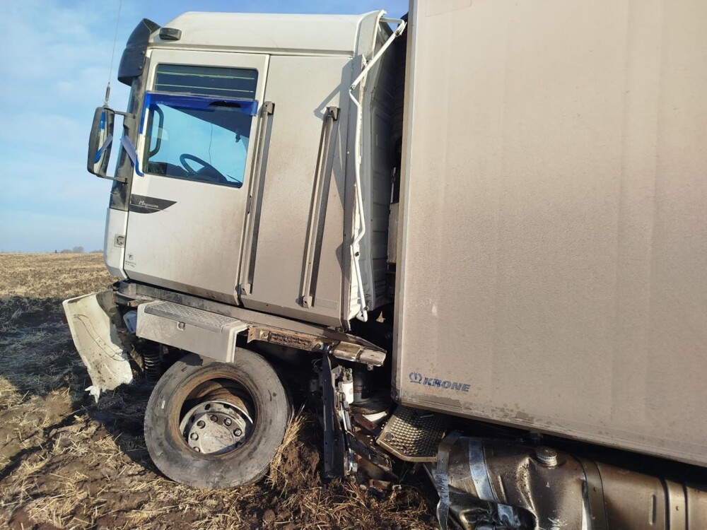 ДТП на трассе в Курганской области "Занесло"