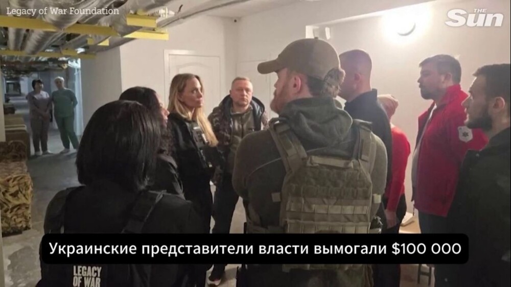 $100000 потребовали ТЦКшники за освобождение охранника Анджелины Джоли