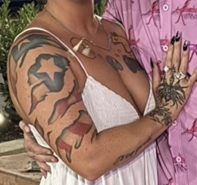 14. Сквозь призму патриотизма и бонус виде Пакмана