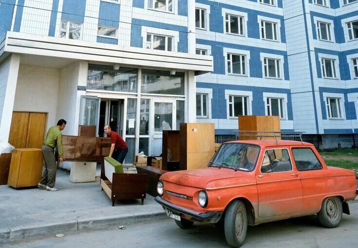 Как работали очереди на жильё в СССР и почему одним давали квартиру за 2 года, а другим — за 20