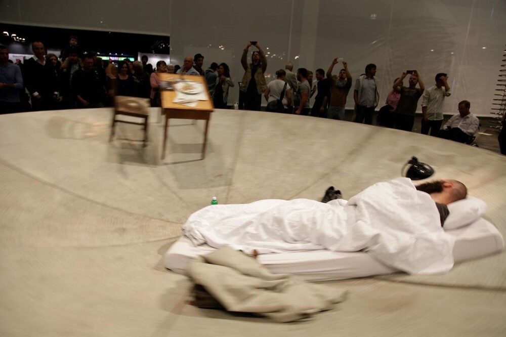 11 примеров странного, но символичного современного искусства