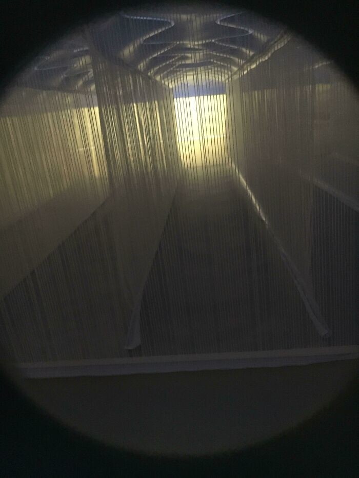 15. Внутри надувного матраса