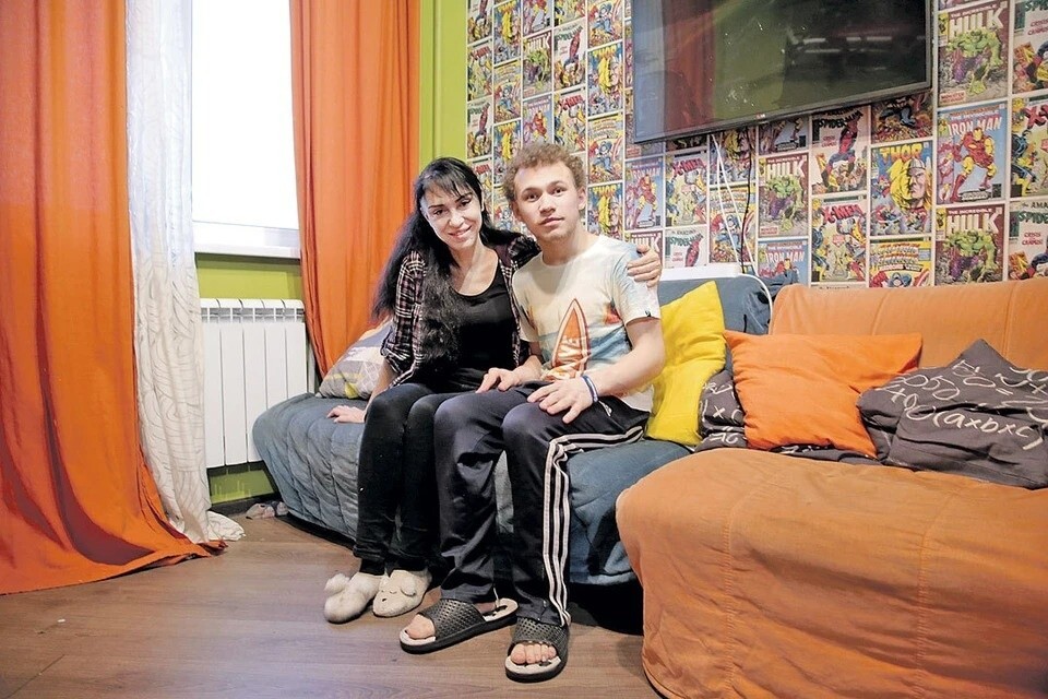 Лаяли, чирикали и рычали: что стало с российскими детьми-маугли, которых воспитали животные