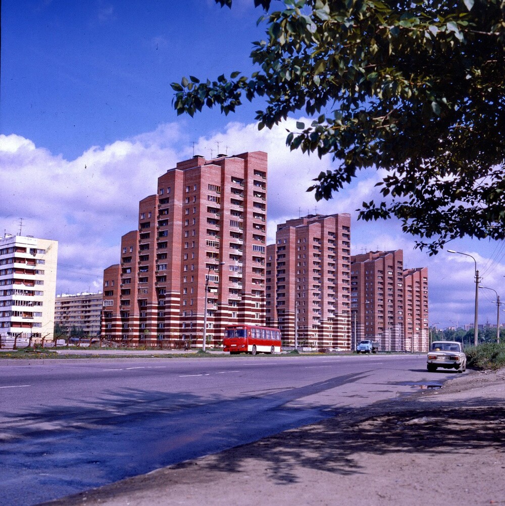 Новые дома на Коломяжском проспекте.