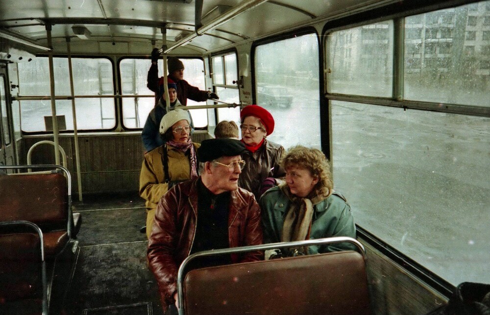 Внутри троллейбуса на проспекте Металлистов.