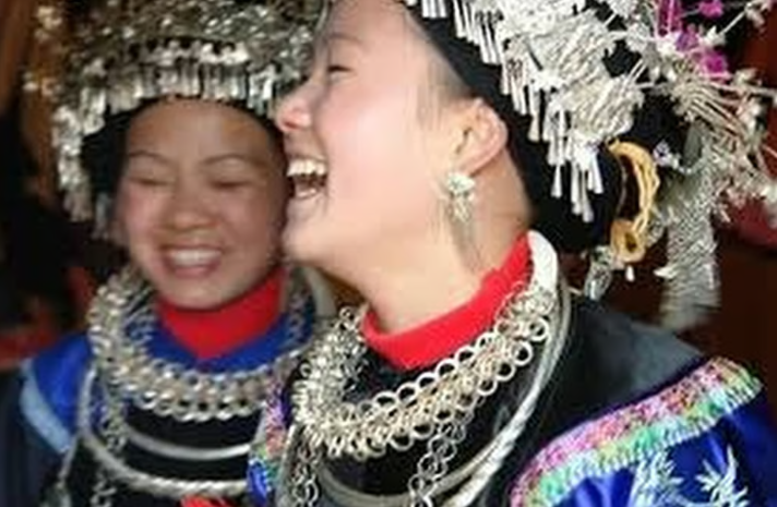 Вместо кольца — укус до крови