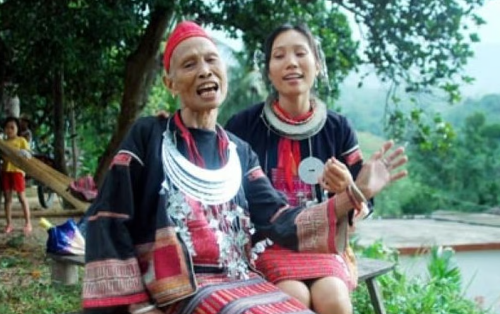 Когда уместно кусать человека