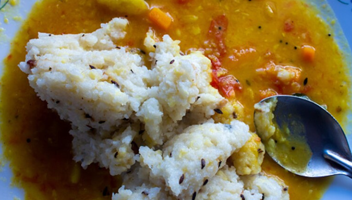 Литр за 89 рублей: масло из клопов на индийских рынках