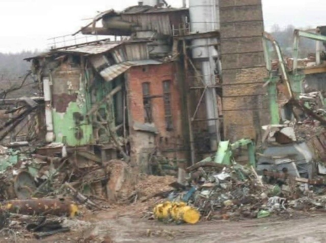 Современное состояние Елгавской сахарной фабрики. Удивительно, как в Латвии умудрились без войны и революции уничтожить все крупные предприятия в республике