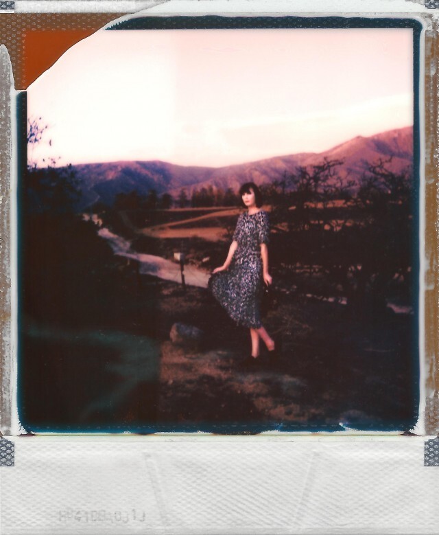 Зара на выжженной земле. Фотограф aglassbrightly