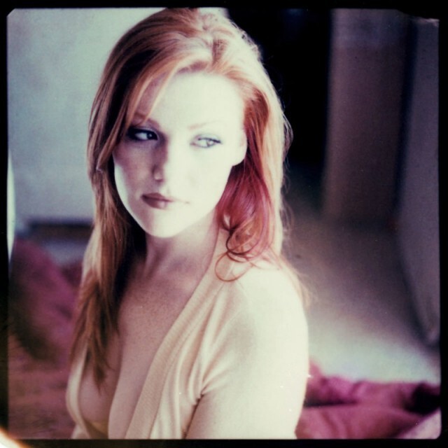 Лорен вполоборота. Фотограф Sol