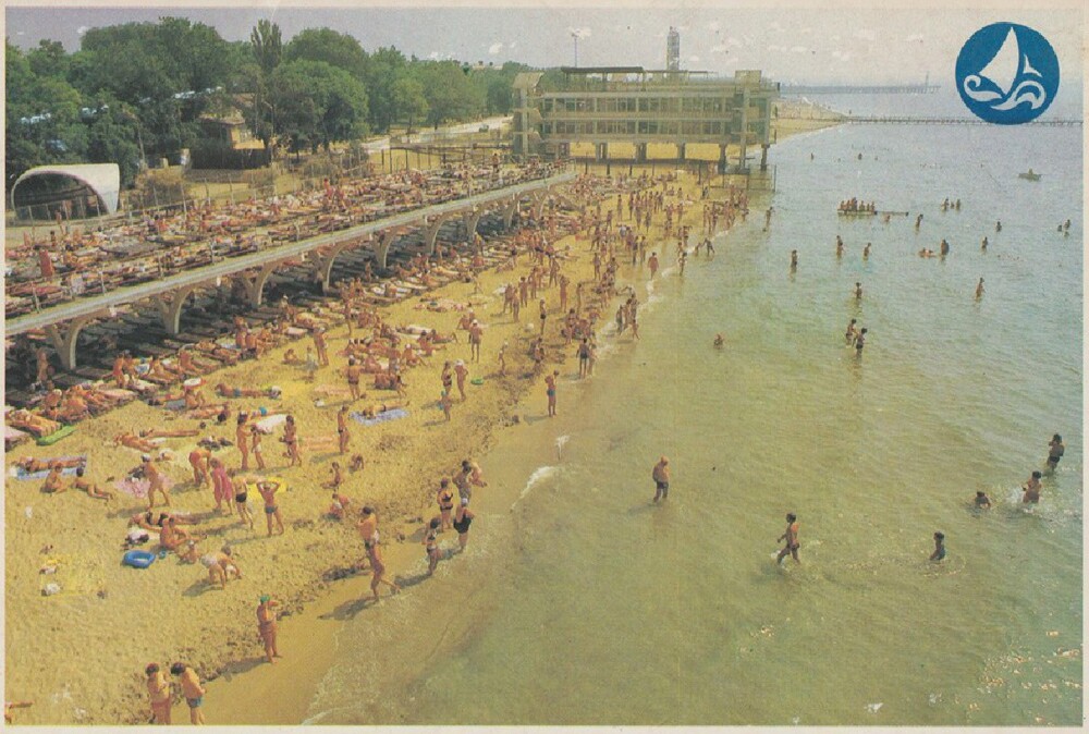 Евпатория. На фото - пляж санатория ПВО СССР.