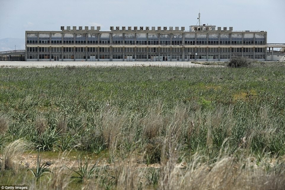 Полвека забвения аэропорта Никосии