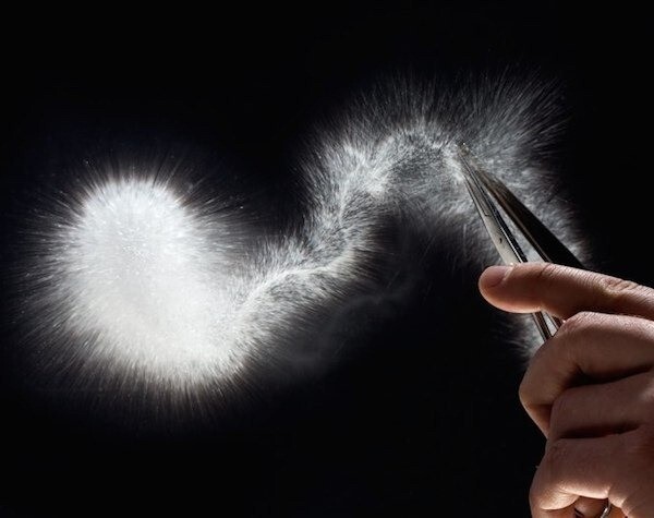 Слёзы принца Руперта: тайна пуленепробиваемого стекла, которое боится щелчка