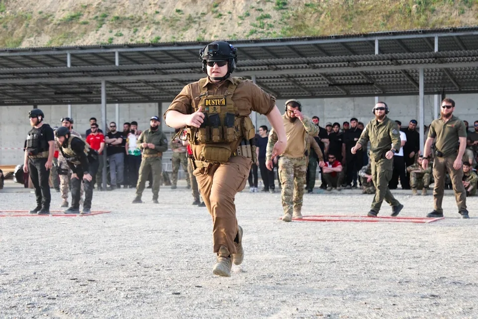 "Достойный представитель команды": Рамзан Кадыров поздравил сына Адама с 18-летием