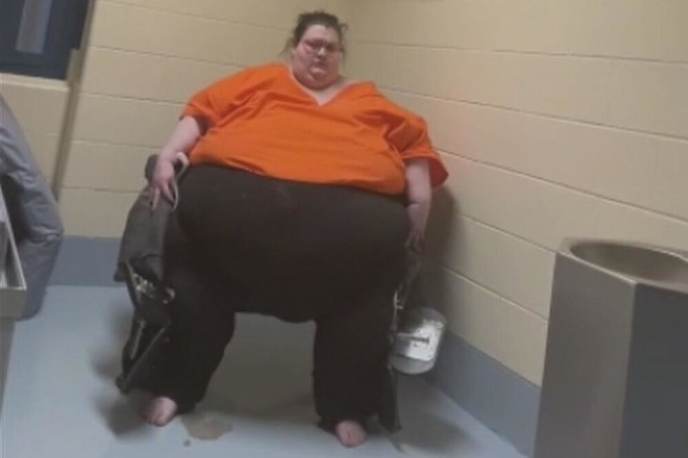 В США семья тучных американцев заморила голодом до серьёзного истощения 14-летнюю дочь