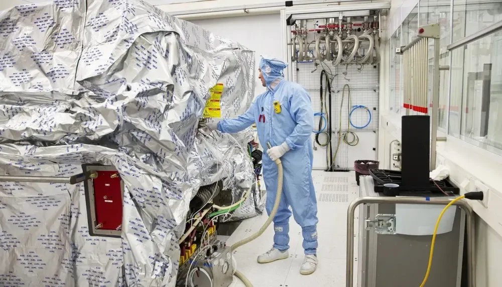 ASML поймали на тайных поставках в Китай 