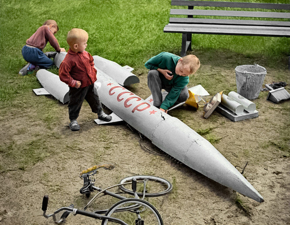 Подборка простых и потрясающих фотографий эпохи СССР