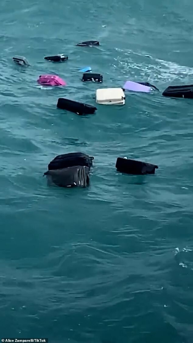 В Таиланде багаж туристов оказался за бортом парома