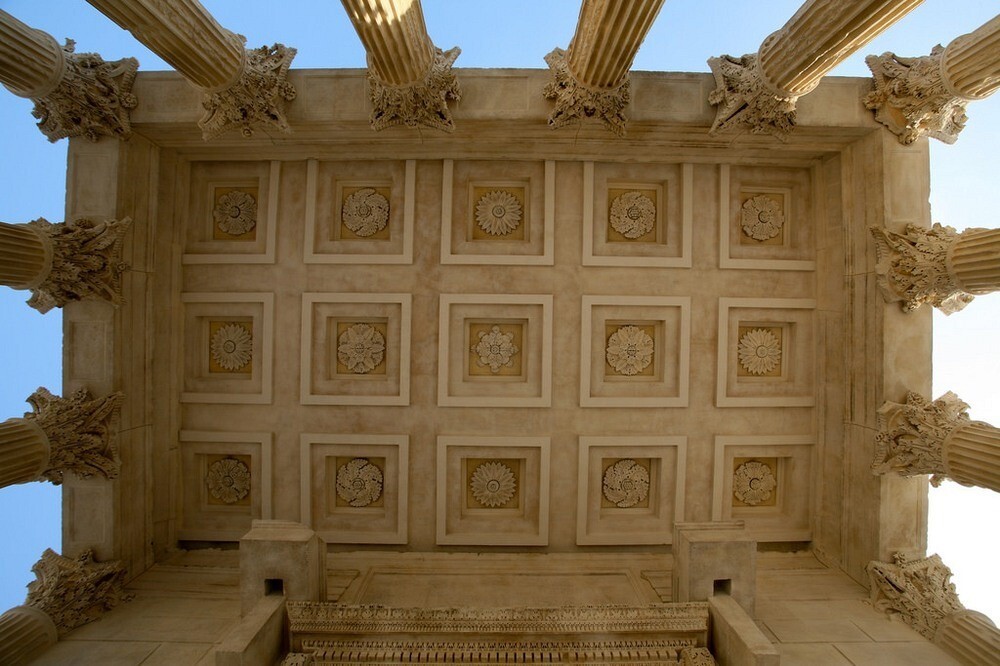 Квадратный дом в Ниме: бессмертный лик Рима