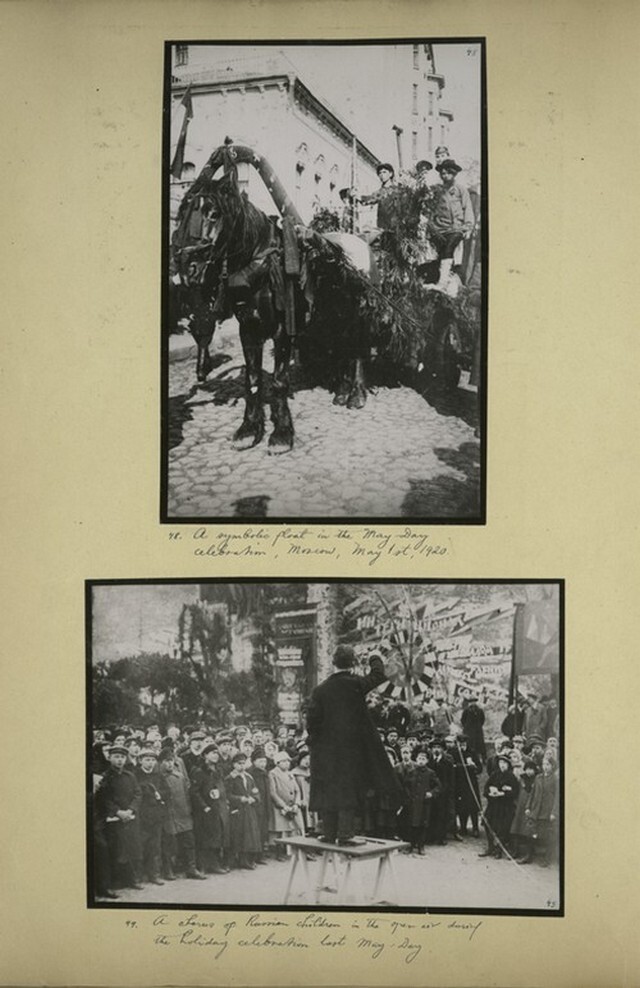 Первомай, Москва, 1920 год. Детский хор под открытым небом во время празднования.