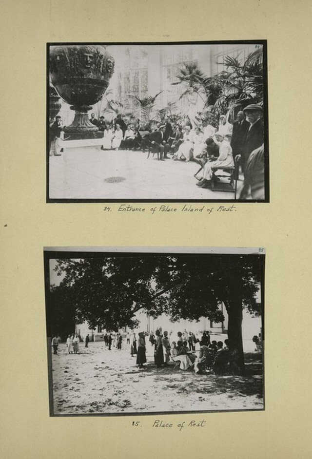 Вход на Остров отдыха близ Петрограда. Дворец отдыха.