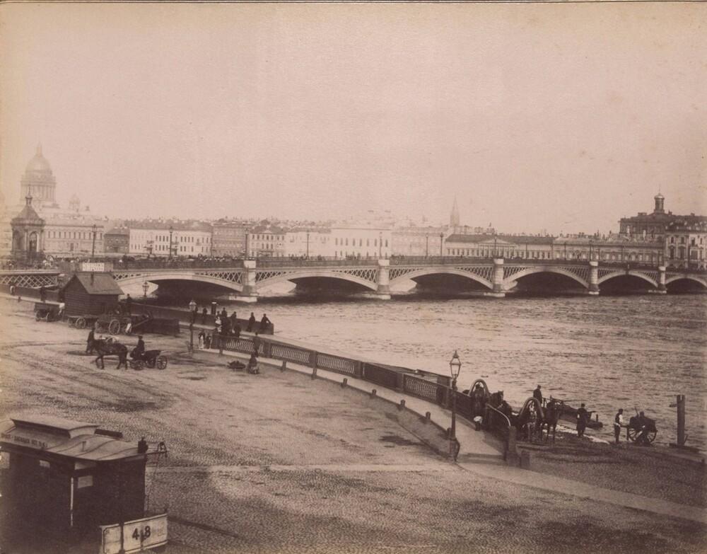 «Сувенир из Санкт-Петербурга»