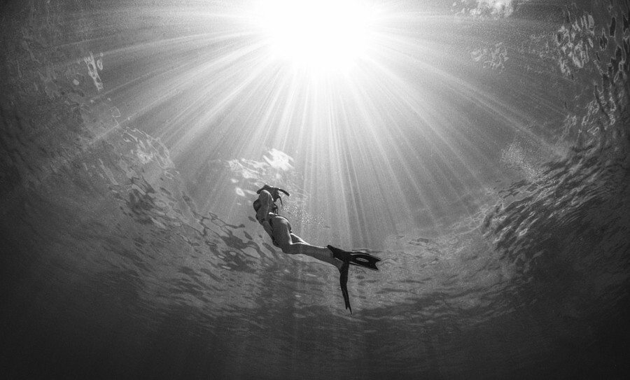 Невесомость. Автор фото-Кристиан Миллер