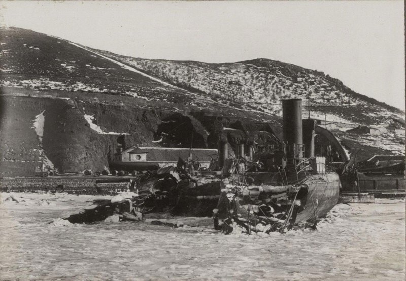 История в фотографиях. Канонерская лодка "Бобр"