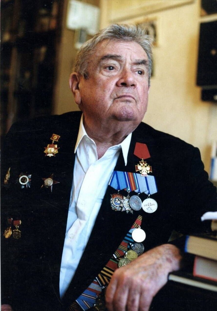 Евгений Весник. 