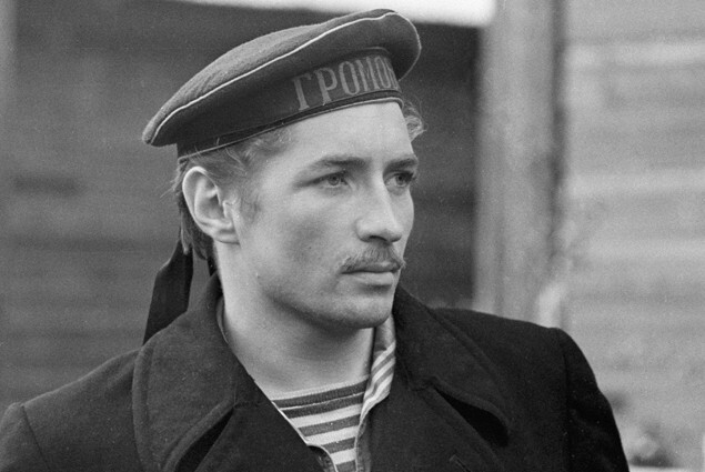 Юрий Каморный