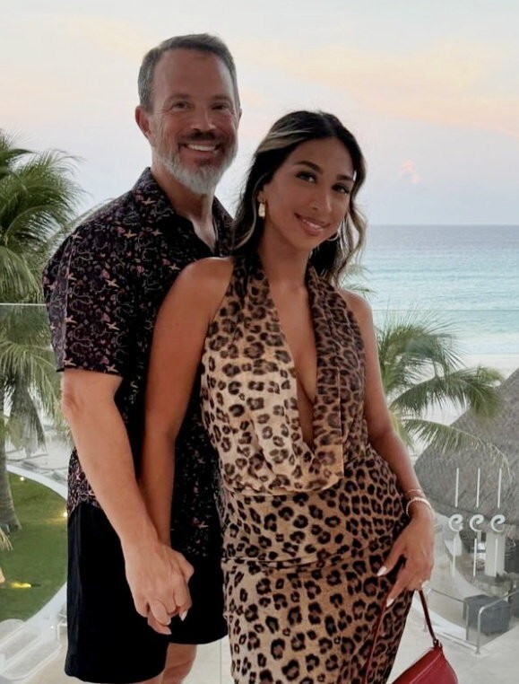 На первом свидании я потребовала 1000 долларов в неделю. В итоге мы поженились, но дело не в деньгах