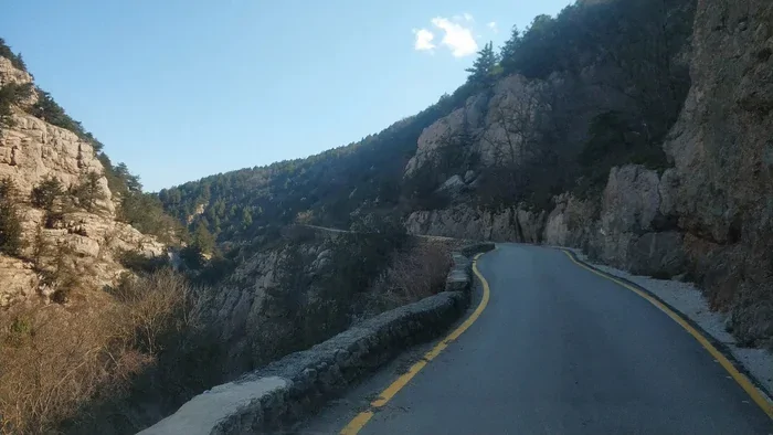 Самые красивые дороги Крыма