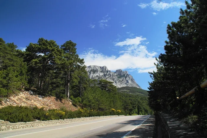 Самые красивые дороги Крыма