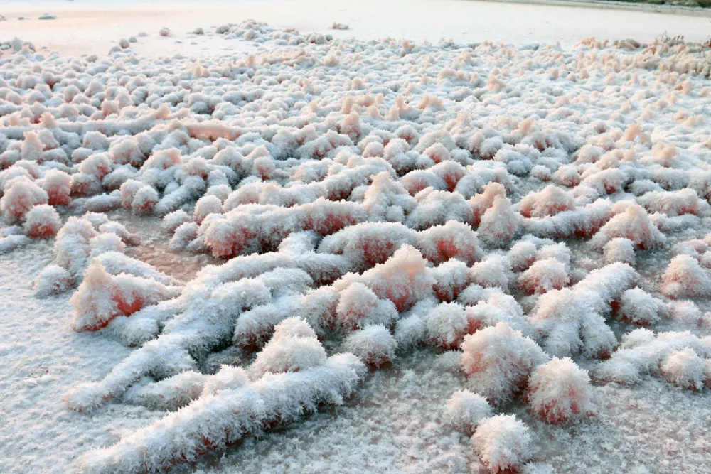 Китайское озеро, рождающее радугу, богатство и эмоции