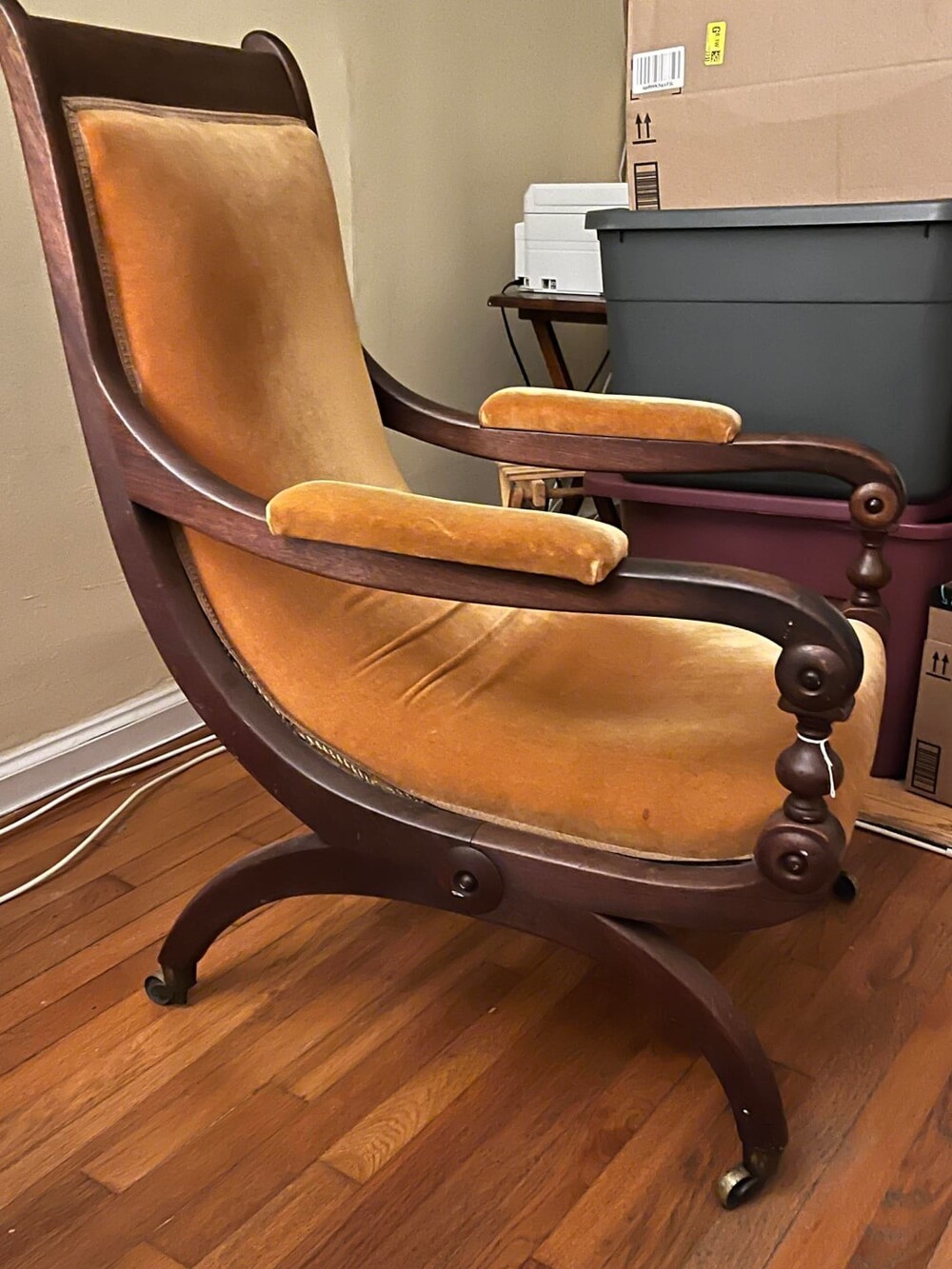 19. Кресло периода 1930-х или 1940-х