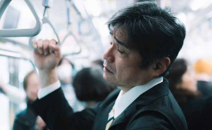 Почему японцам стыдно и невозможно ходить отпуск