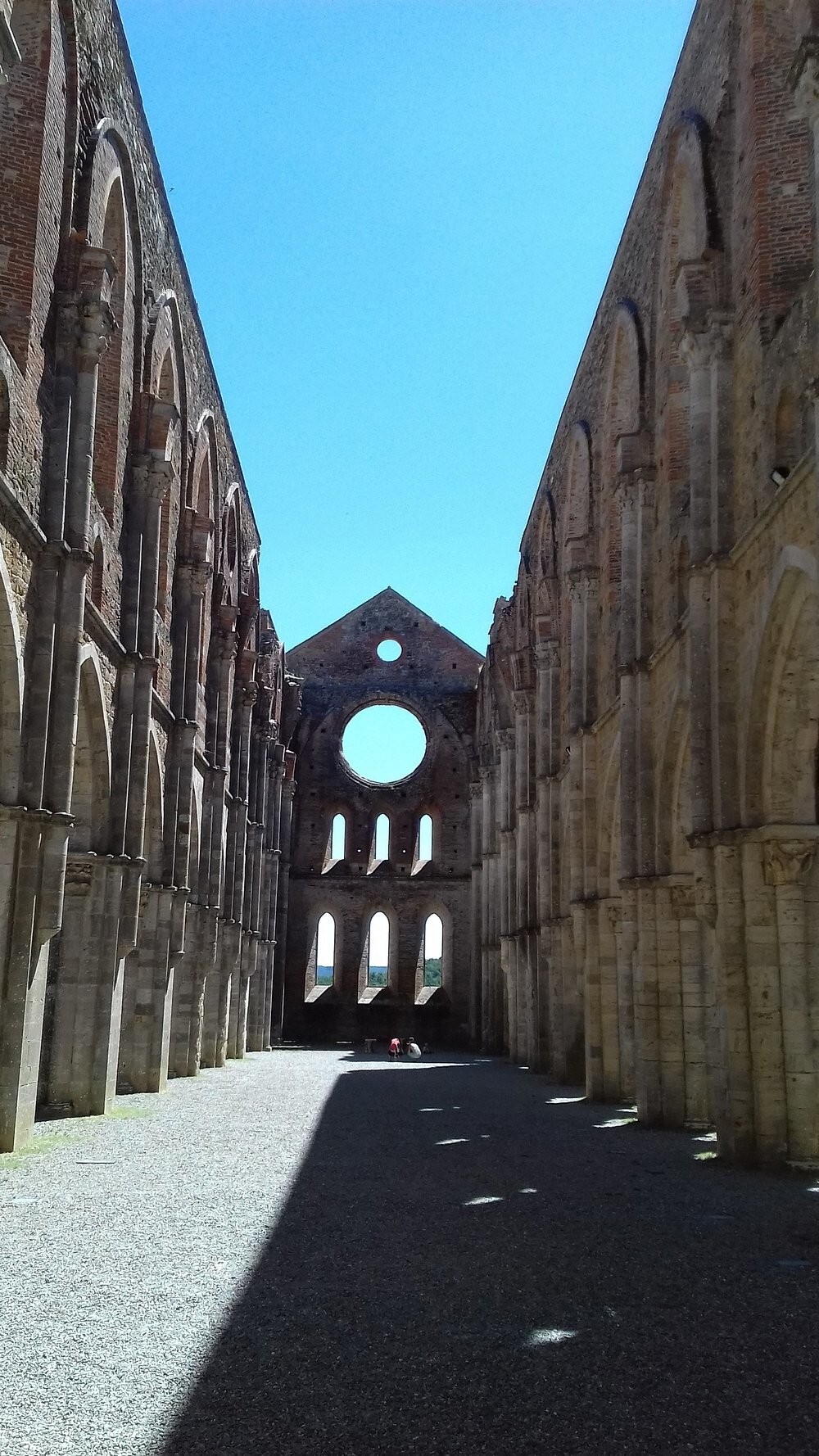 Затерянный меч Тосканы, вдохновивший на легенду о короле Артуре