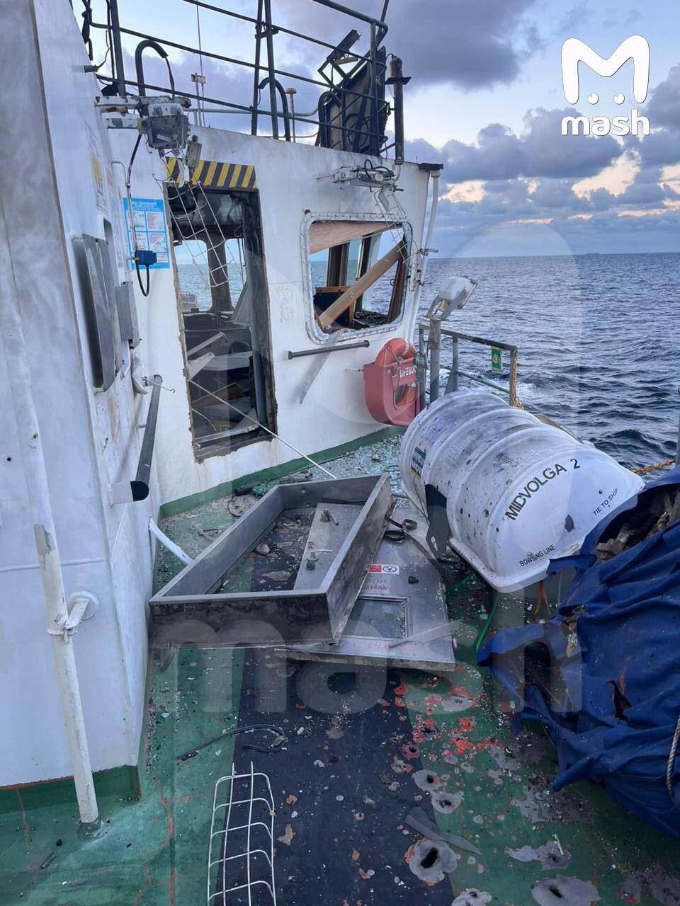 "Мировое сообщество" по поводу киевских пиратов безмолвствует - это же не йеменские хуситы, "это - другое"