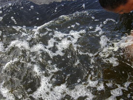 Озеро Пич-Лейк – место-феномен, где земля перестала быть твёрдой