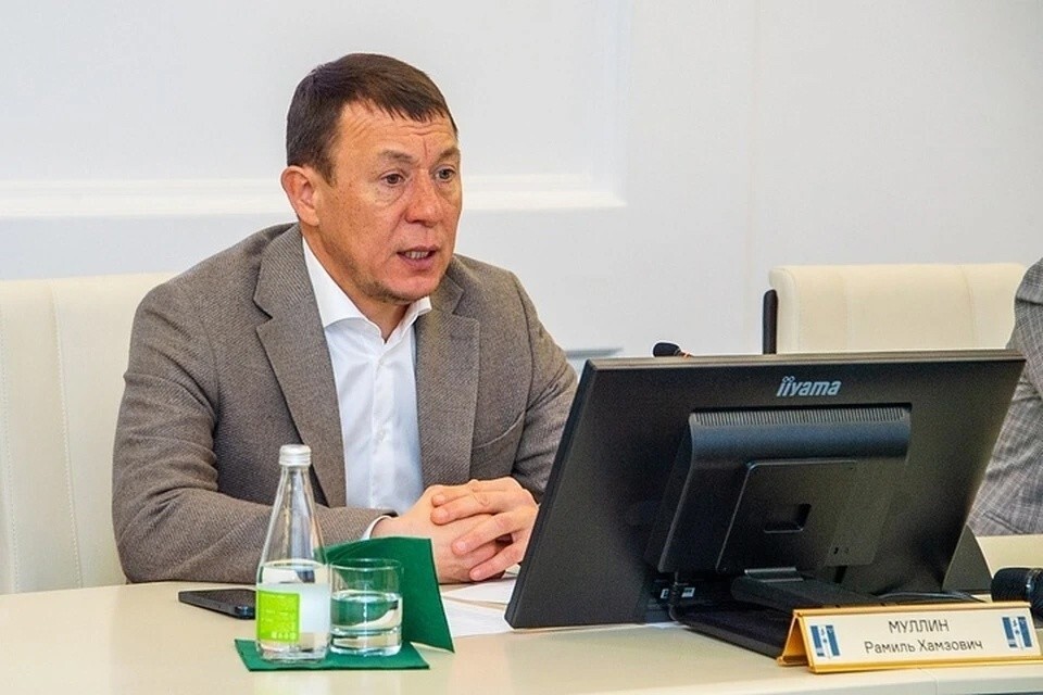 "Такой хороший человек и вдруг - жулик": в Татарстане задержали чиновника, раздававшего жилищные сертификаты бывшим мигрантам