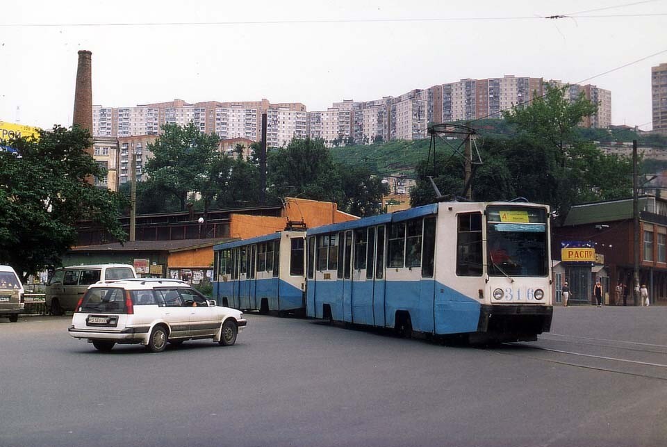 Владивосток, 1999 год.