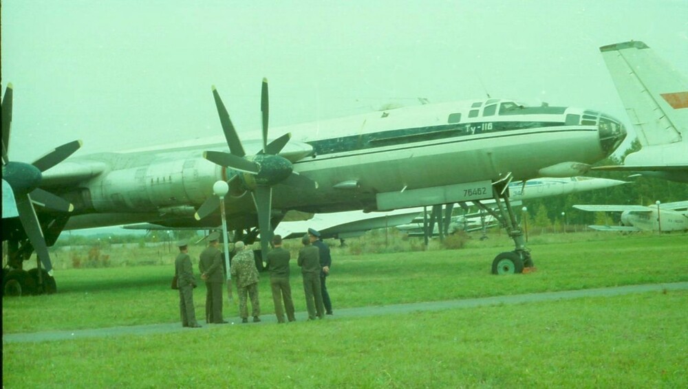 Ту-116 в Ульяновске.1996 год. 