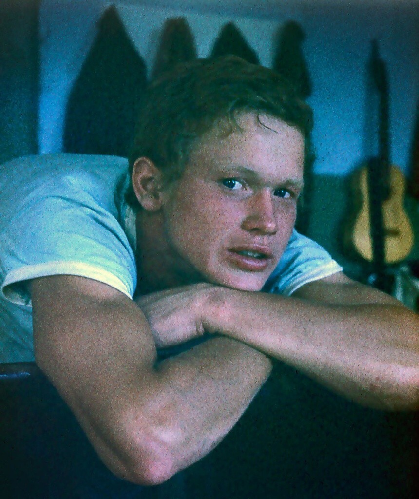 Портрет бойца ССО на отдыхе. Тепличное хозяйство.  Июль 1983 года. Черногорск.