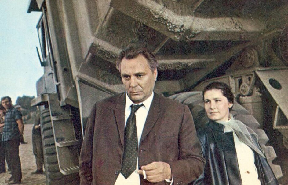 Евгений Маьвеев и Валерия Заклунная в фильме "Сибирячка", 1975 год
