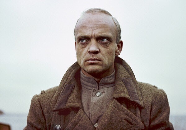 Владислав Дворжецкий."Бег"