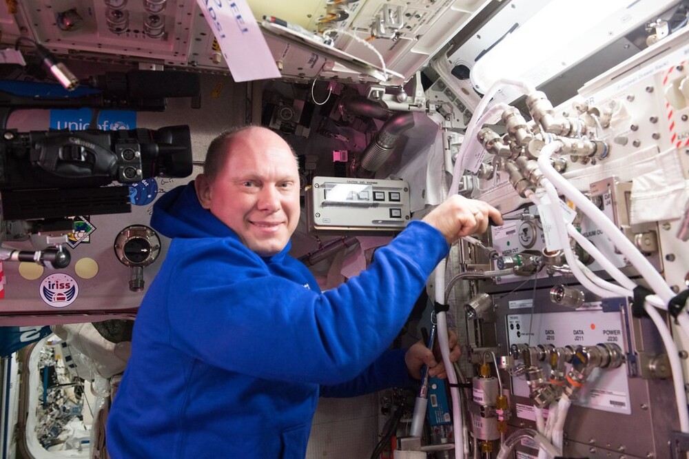 Российского космонавта отстранили от миссии Crew-12 из-за угрозы национальной безопасности США