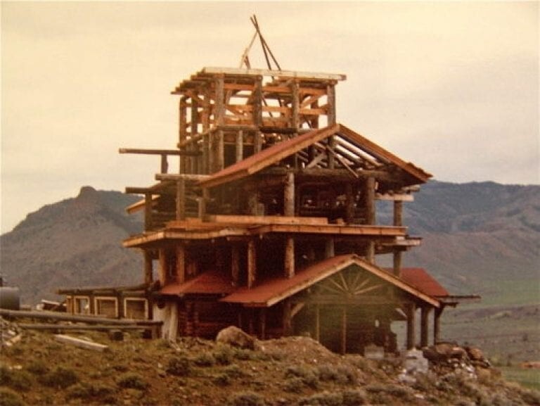 Призрачный дом Смита, поглотивший своего создателя