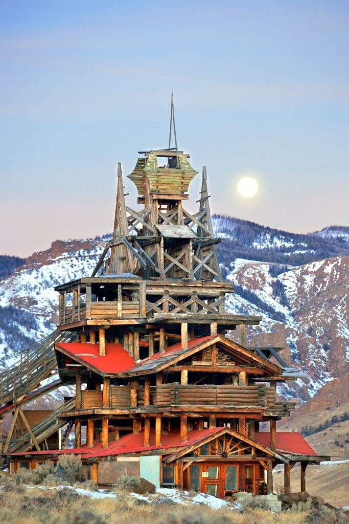 Призрачный дом Смита, поглотивший своего создателя